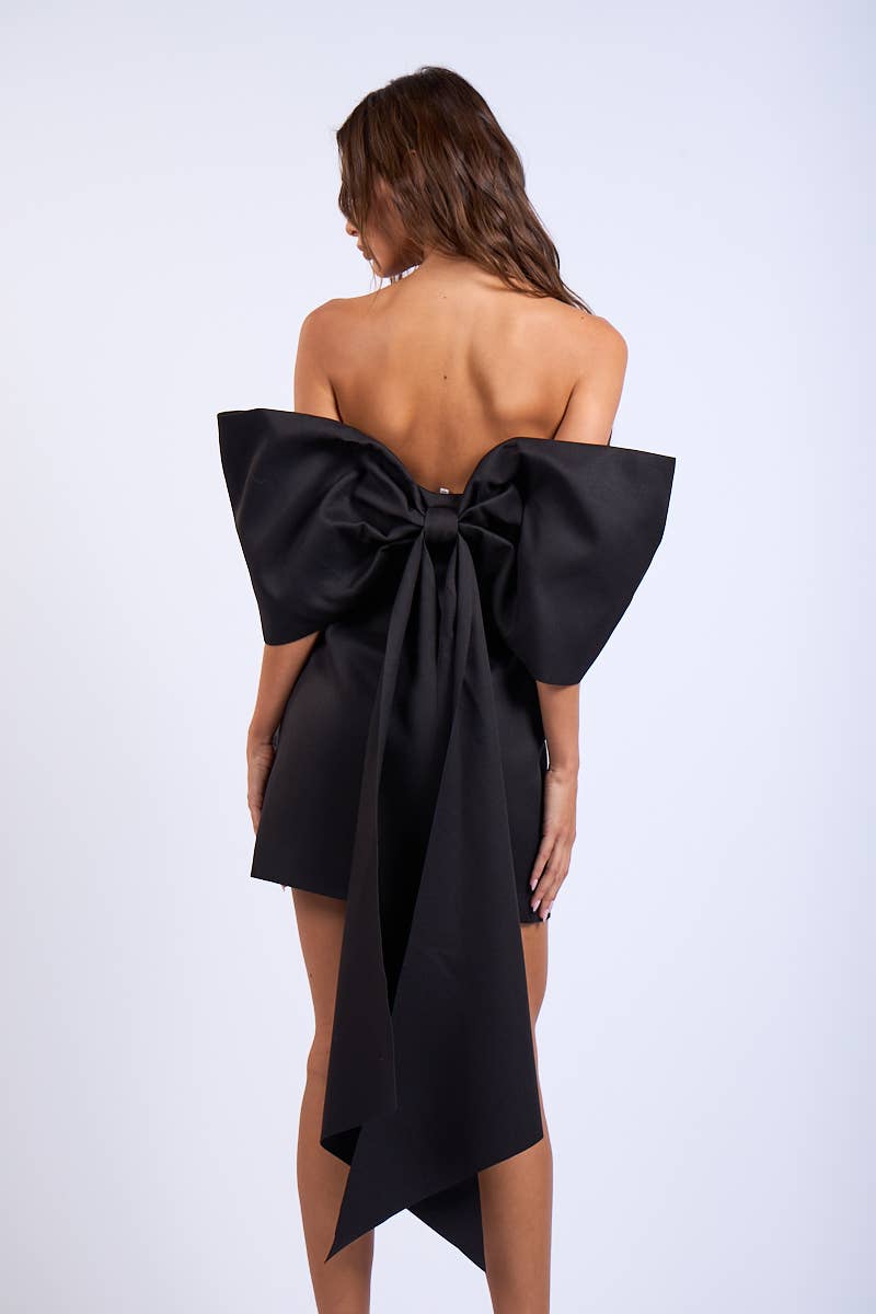 OFF-SHOULDER BACK CHARMING RIBBON POINT MINI DRESS