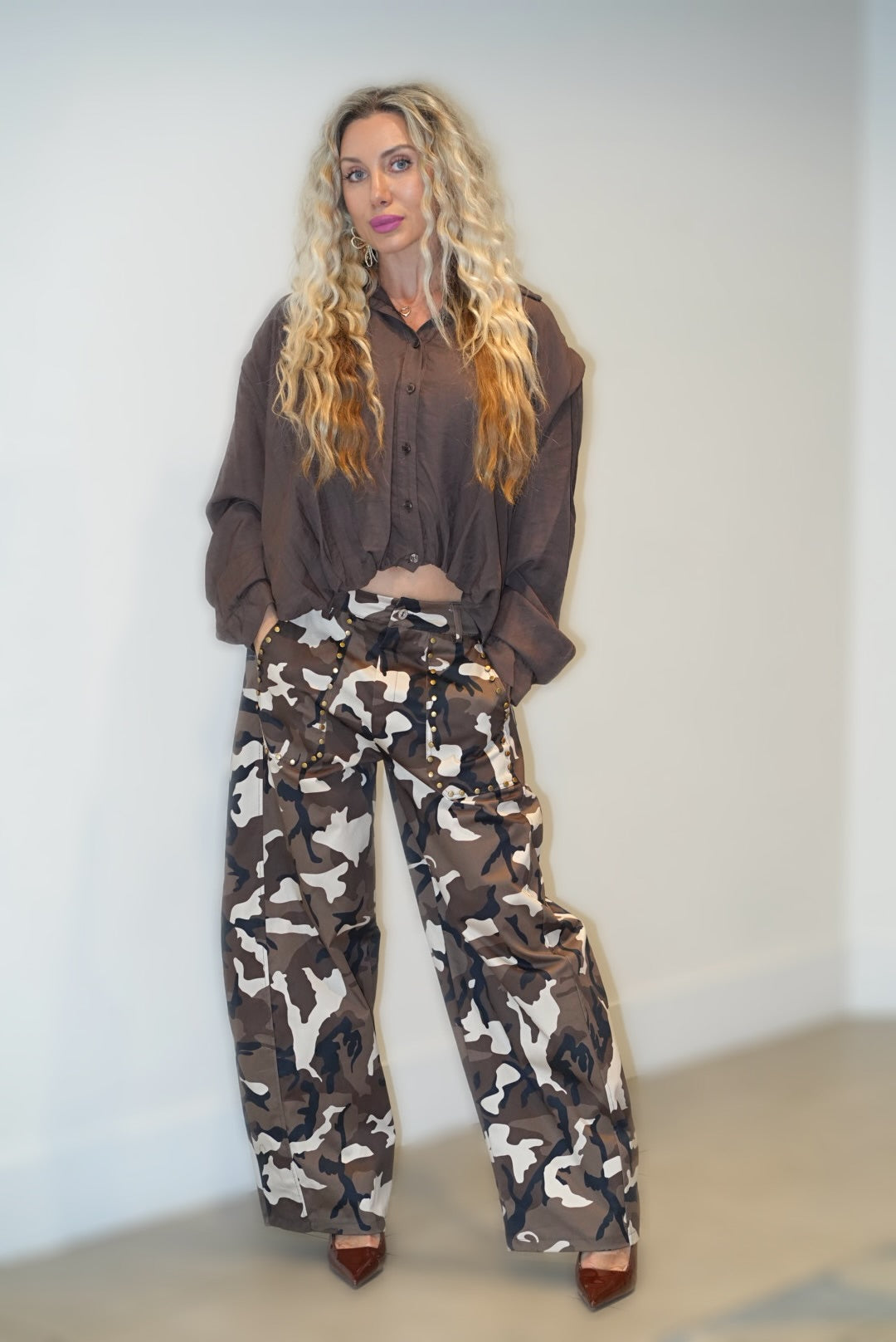 Italian Collection Lyocell Shirt that wears like a light jacket & Military-Style Barrel Pants
