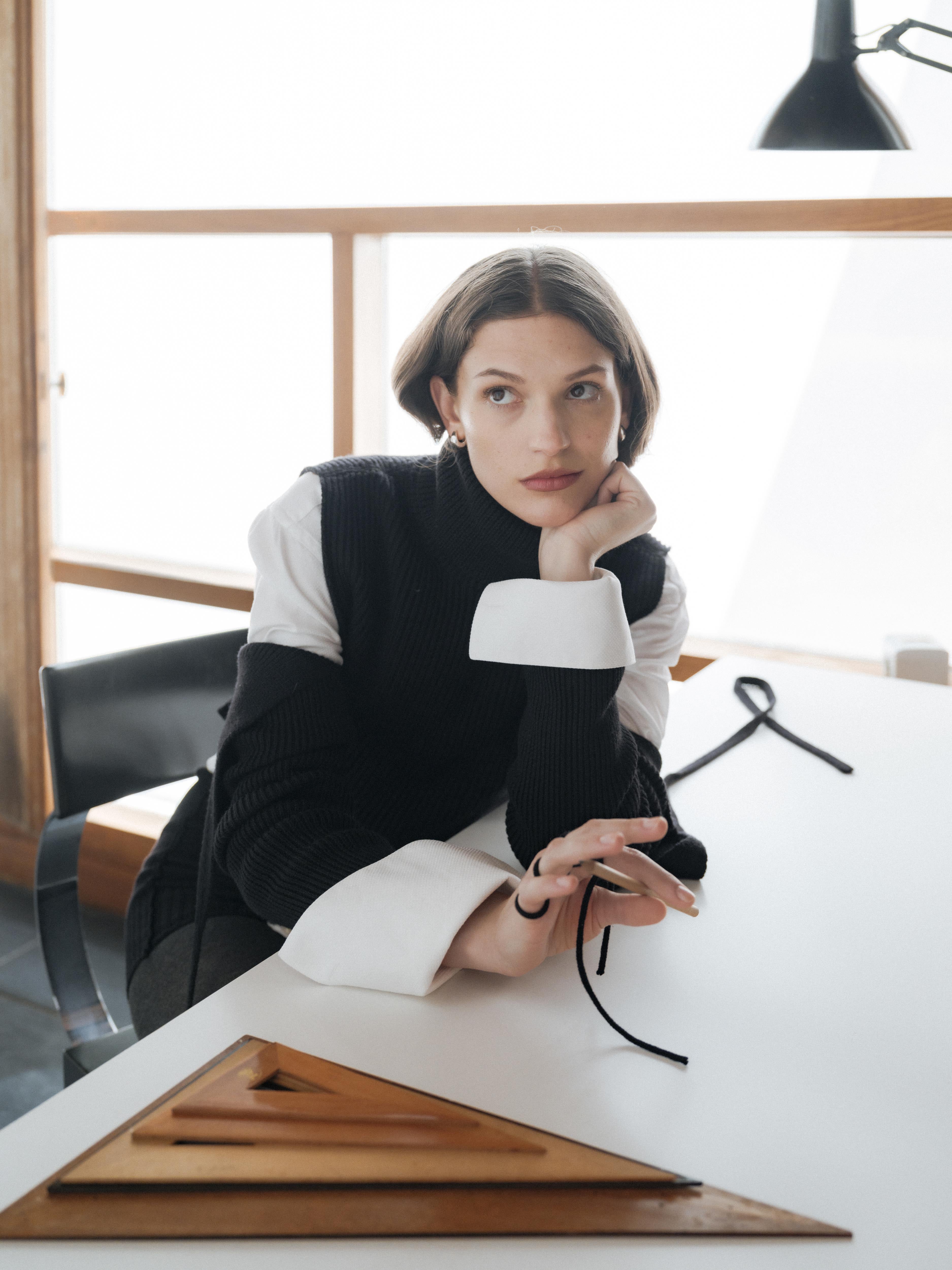 Extra Fine Merino Wool Cropped Turtleneck with Horn Buttons