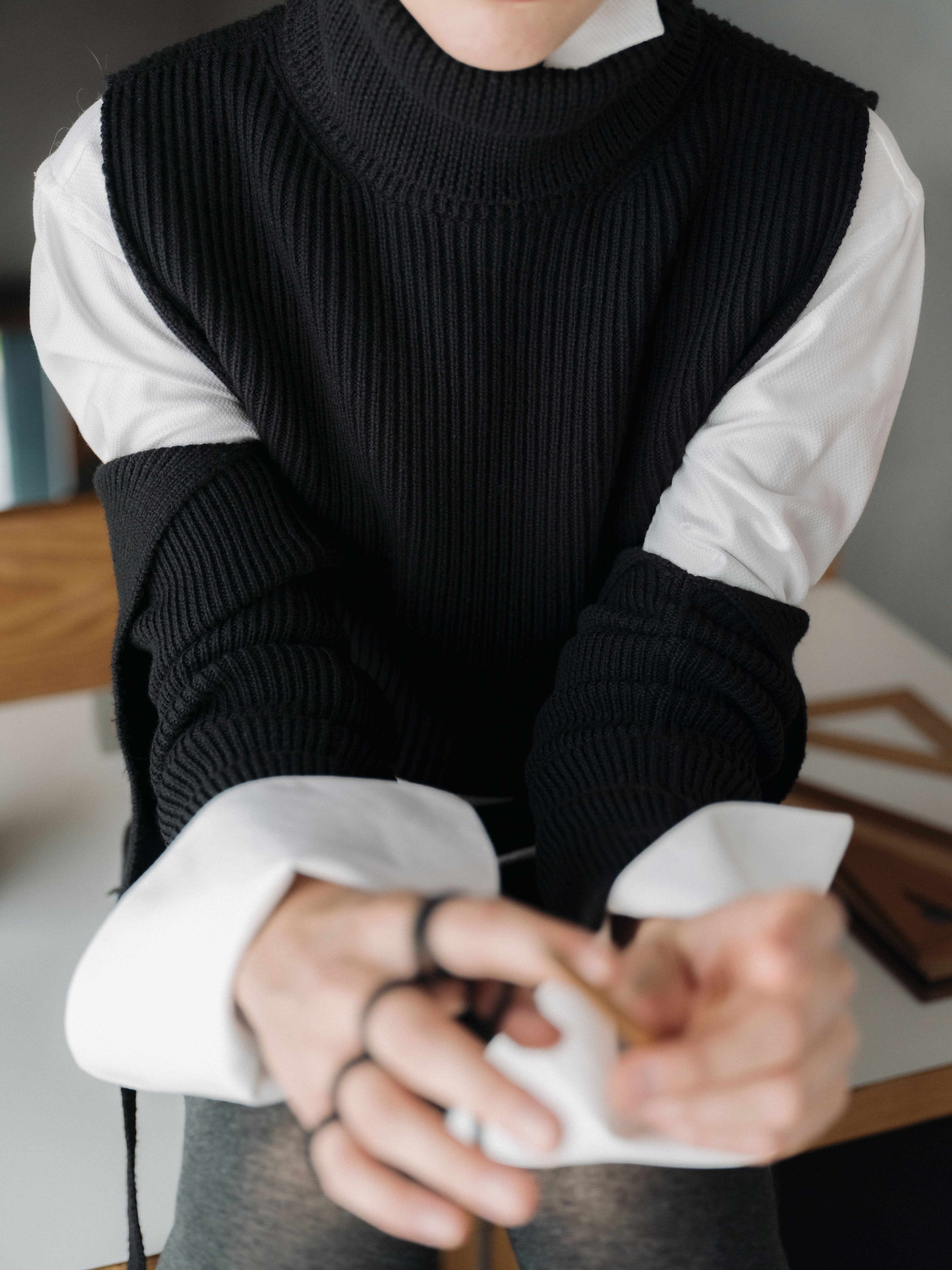 Extra Fine Merino Wool Cropped Turtleneck with Horn Buttons